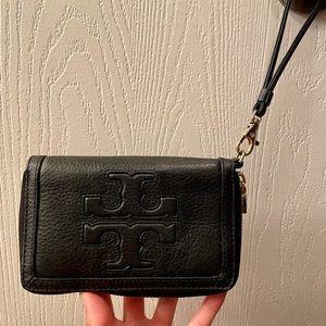 Tory Burch black wristlet